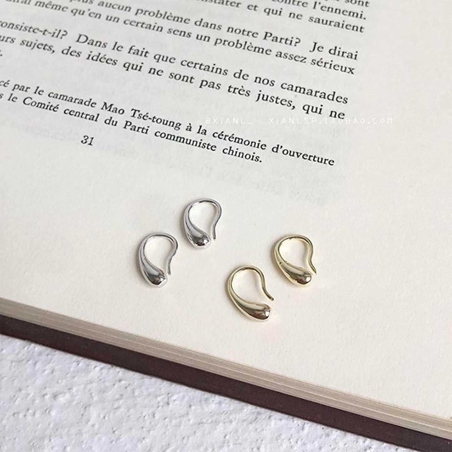 Vintage Water Drop Earrings Gold Teardrop Earrings Tiny Droplet Earrings Minimalist Everyday Earrings Jewelry for Women and Girls