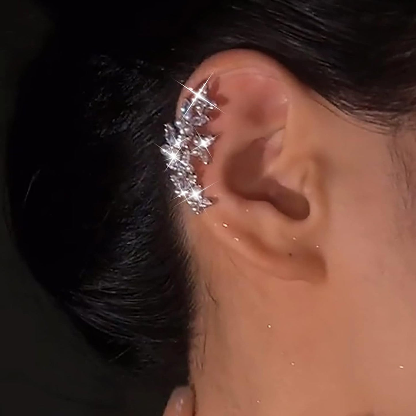 Vintage Crystal Pearl Ear Cuff Earrings Rhinestone Butterfly Cuff Wrap Earrings Cz Butterfly Ear Climber Cuff Earrings Silver Pearl Cz Non Piercing Earring Jewelry for Women(Left)