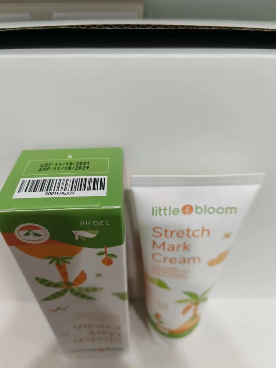 Stretch Mark Cream for Pregnancy w/ Shea Butter, Vitamin C & E - Stretch Mark Cream for Pregnancy, Belly Butter for Pregnancy, Stretch Mark Treatment, Pregnancy Lotion for Belly, Stretch Marks Removal