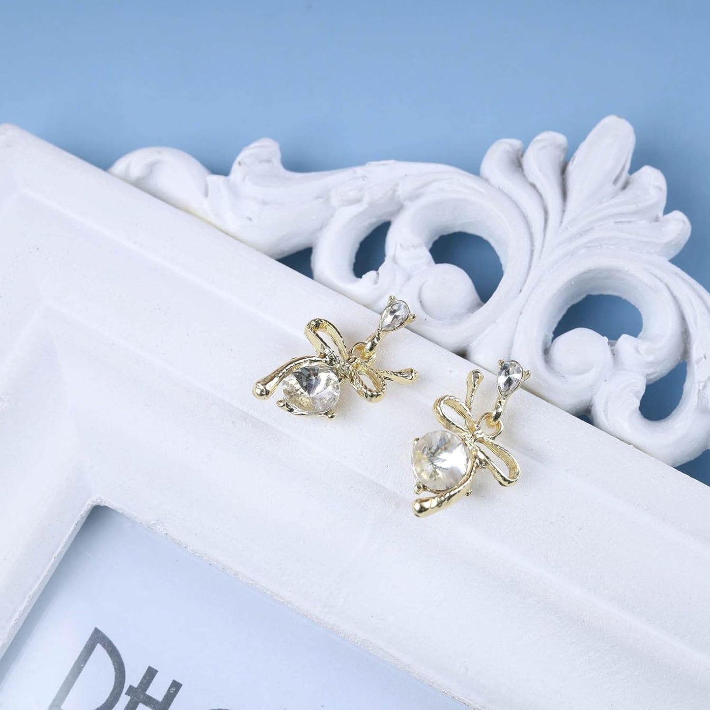 Vintage Rhinestone Bow Drop Earrings Gold Teardrop Crystal Earrings Round Cut Stud Earrings Bow Crystal Bridal Earrings Jewelry for Women