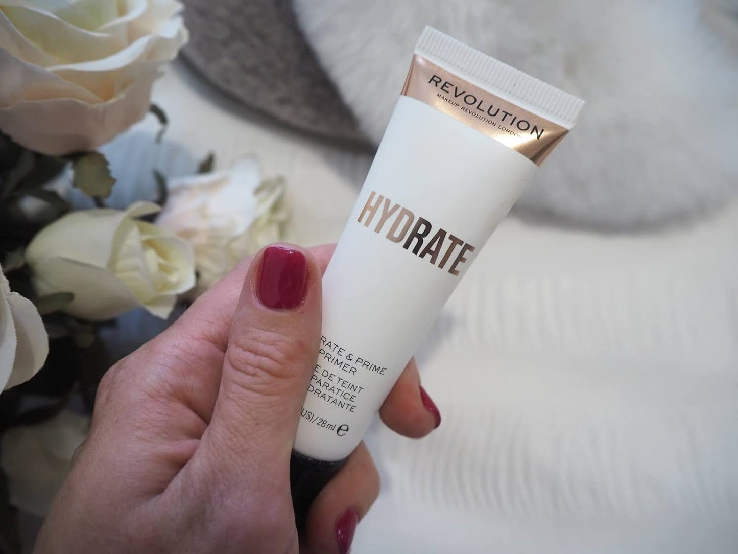 Makeup Revolution Hydrate Primer, Water-Based Primer with Vitamin E & Hyaluronic Acid, Lightweight Formula, Vegan & Cruelty-Free, 0.95 Fl Oz