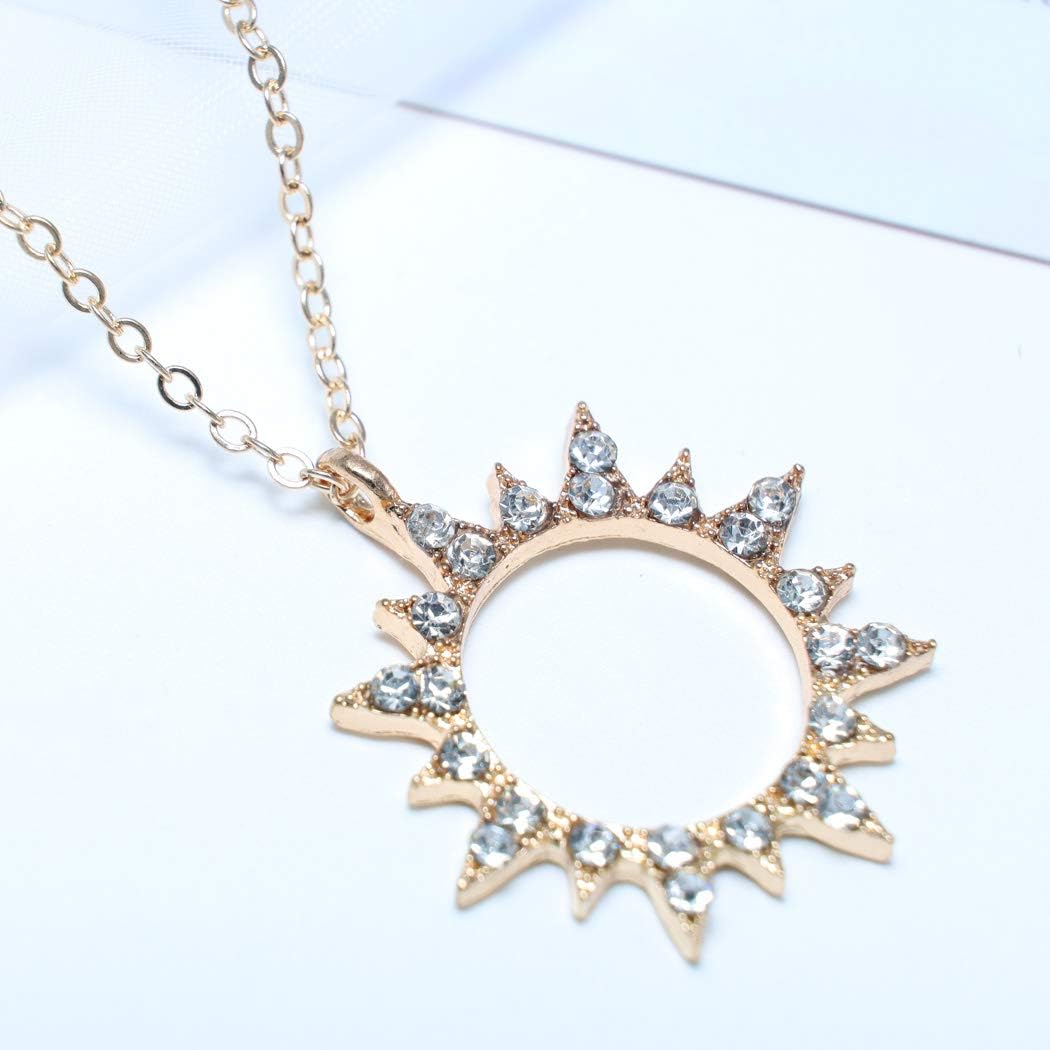 Bohemian Star Necklace Choker Small Flat Star Pendant Necklace Celestial Chain Necklace Jewelry for Women and Girls