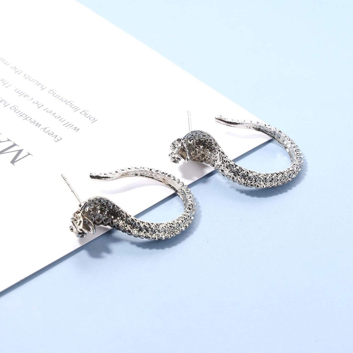 Vintage Snake Studs Earrings Gold Snake Dangle Earrings Animal Serpent Earrings Punk Cool Snake Earrings Jewelry for Women Girls Gifts