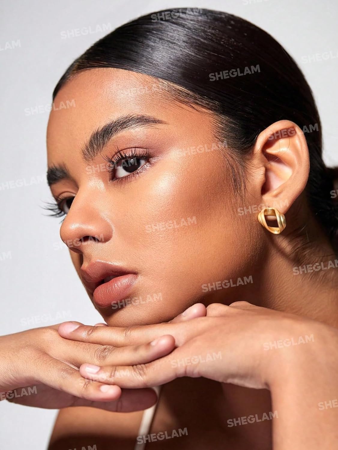 SHEGLAM Snatch 'n' Define Cream Contour Stick Long Lasting Highly Pigmented Sweat Proof Face Bronzer Makeup - Terracotta