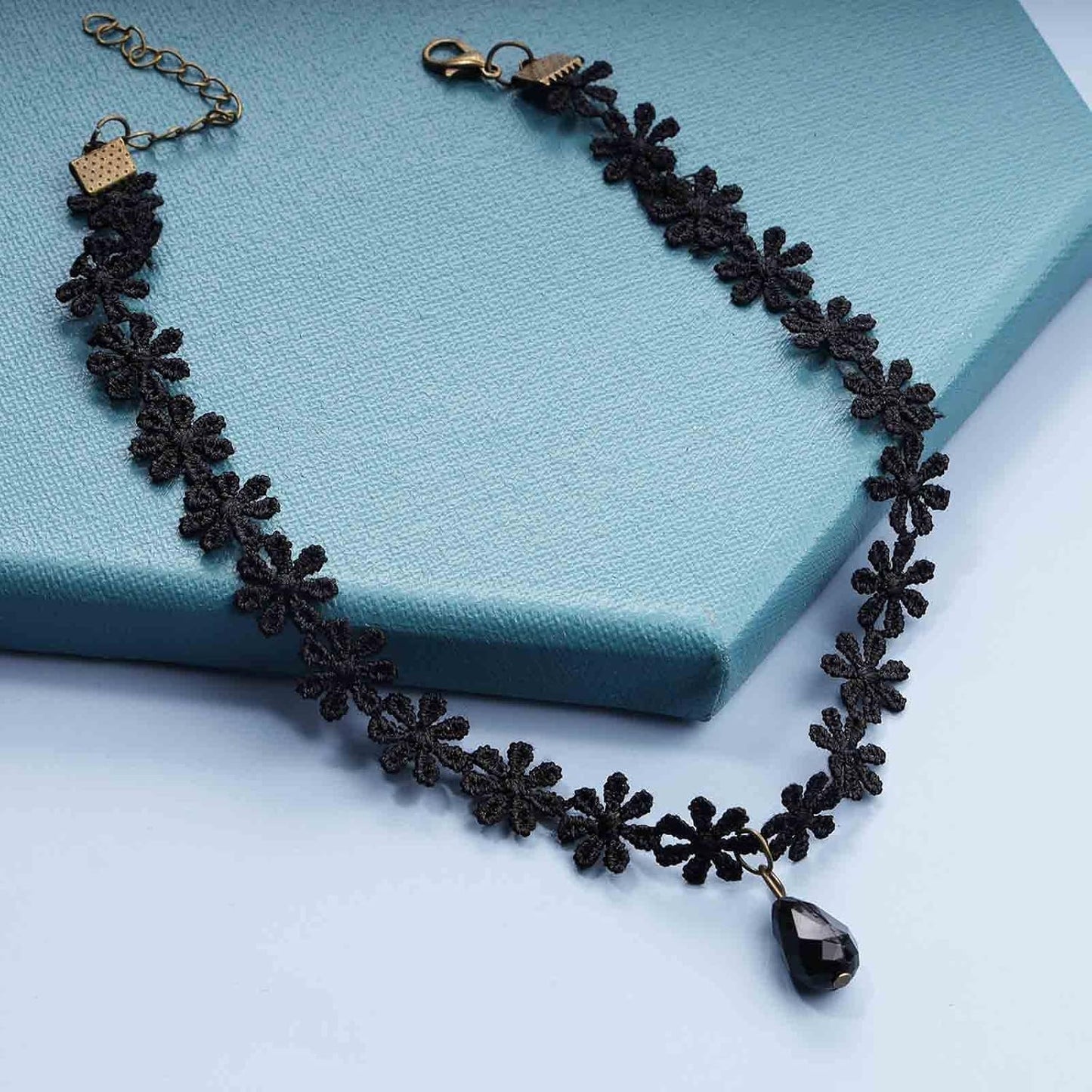 Black Choker Necklace Crystal Necklace Chain Short Collar Necklace Jewelry for Women and Girls