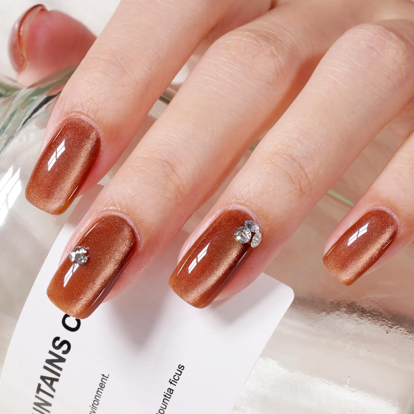 AILLSA Cat Eye Gel Nail Polish Brown Glitter Gold Gel Polish with Magnet, Amber Nude Shimmer Gel Polish Crystal Reflective Jelly Winter Color Translucent UV Gel Salon DIY at Home 0.5 OZ GF24