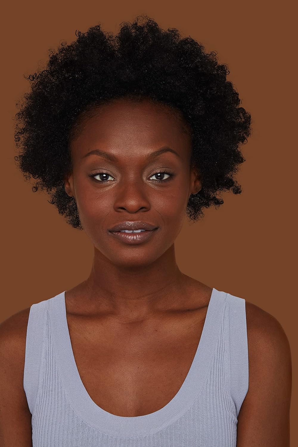 L'Oreal Paris Makeup True Match Super-Blendable Liquid Foundation, Milk Chocolate N10, 1 Fl Oz,1 Count